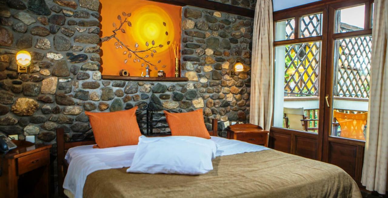 Oikoperiigitis Hotel Kerkíni Kültér fotó